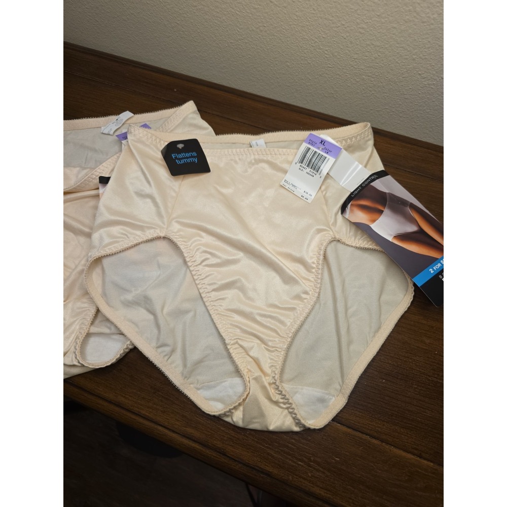 VTG 2002 Bali 8701 Light Control Hi Cut Brief Panties XL Shapewear NOS Tags